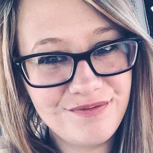 Meet your Posher, Kendra